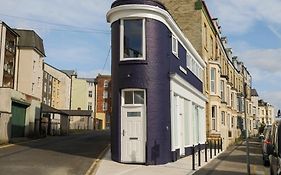 Lighthouse Cottage Unique Holiday Home