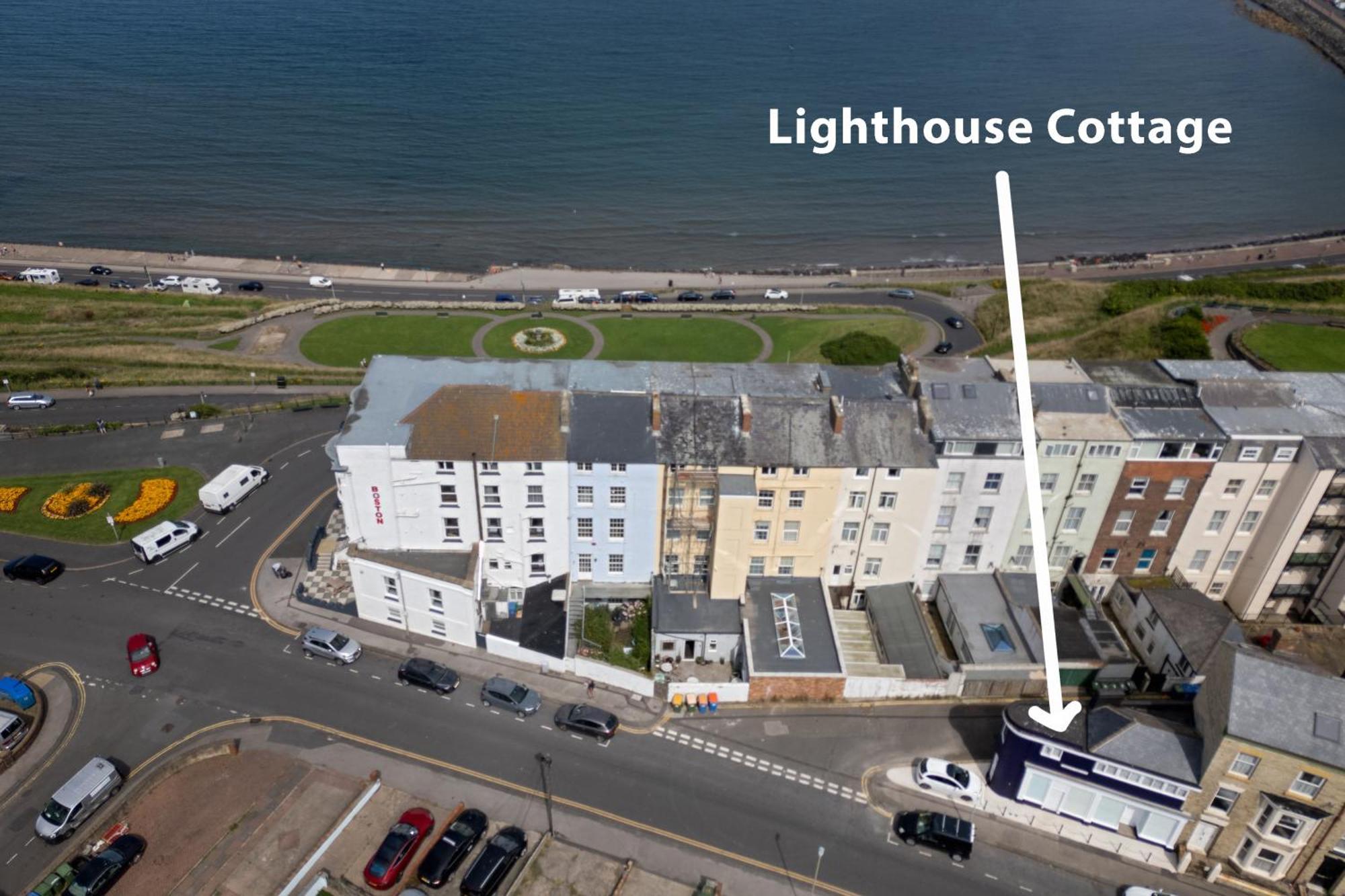 Lighthouse Cottage Unique Holiday Home Scarborough Exterior photo